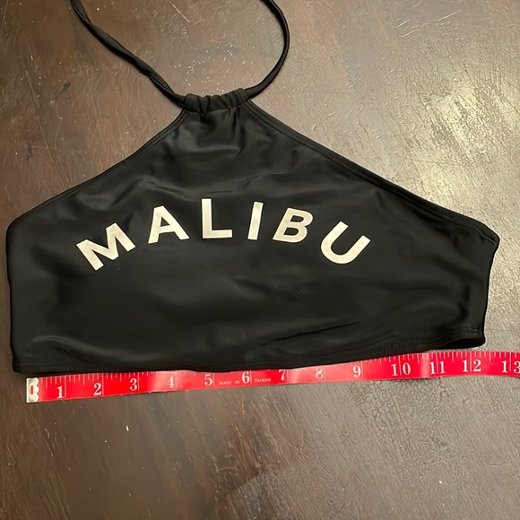 Bundle of 2 Bikini Tops - Picture 2 of 6